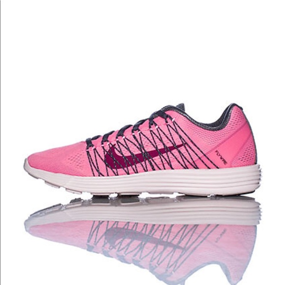 nike lunar racer